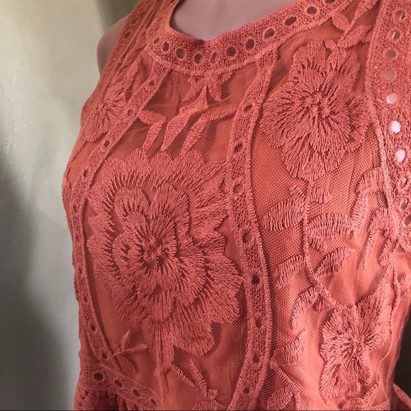 Floral Embroidered Eyelet Babydoll Sleeveless Top - Picture 6 of 8